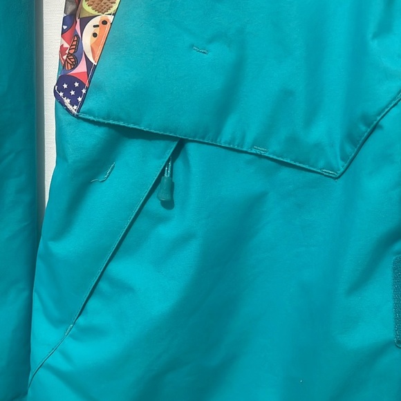 DC Fuse Women’s Graphic Print 2011 Snowboarder Jacket Size Small Teal Black - Picture 9 of 13